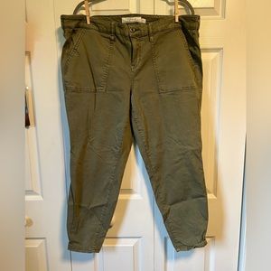 Torrid Size 20 Olive Green Khaki Capris